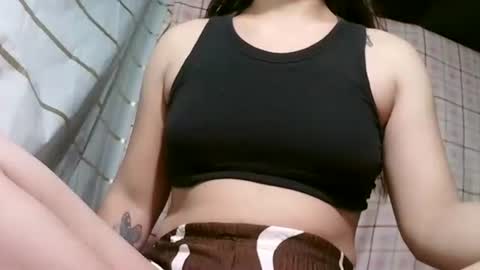 pinay_janella10 online show from September 17, 2025, 11:56 am