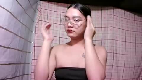 pinay_janella10 online show from March 22, 2026, 4:21 pm