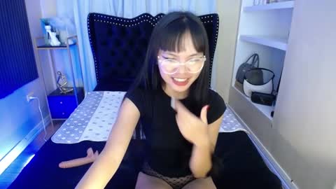 Snapshot of pinay_slutx chatting on December 26, 2024, 5:51 pm dee online show from December 26, 2024, 5:51 pm