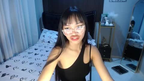 Snapshot of pinay_slutx chatting on February 18, 2025, 7:43 am dee online show from February 18, 2025, 7:43 am