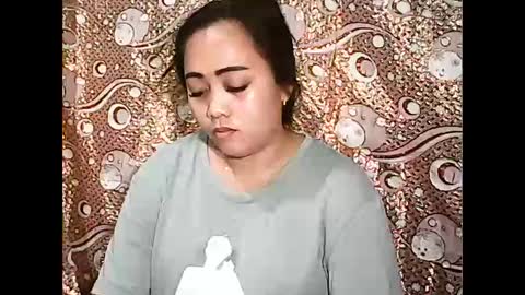 pinayexoticbeauty21 online show from December 22, 2025, 11:29 am