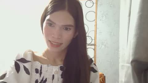 pinayjessaxxx online show from November 19, 2025, 1:33 pm