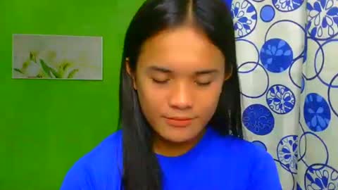 pinaymorena_rhowe online show from December 9, 2024, 12:08 pm