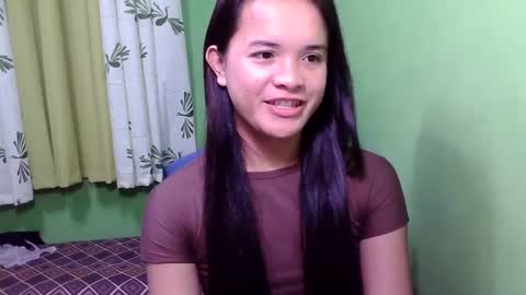 pinaymorena_rhowe online show from January 10, 2025, 10:25 pm
