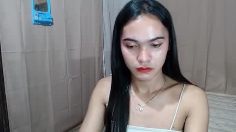 celistina Crwford online show from February 12, 2025, 8:27 am