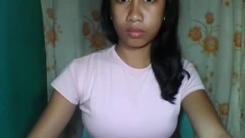 pinayxx_angel online show from January 14, 2026, 4:01 pm