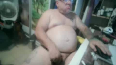 Snapshot of pini_z chatting on October 16, 2025, 6:53 pm pini_z online show from October 16, 2025, 6:53 pm