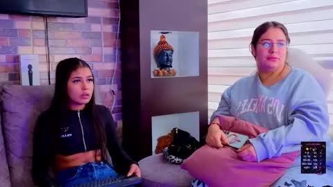 pink_as online show from February 16, 2026, 1:40 pm