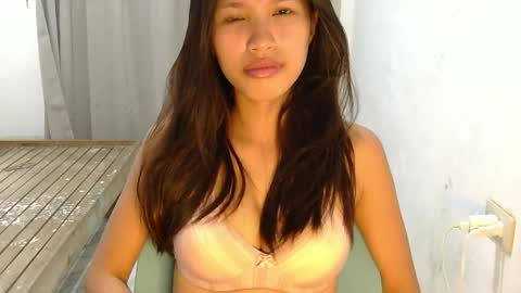 pink_bubbles011 online show from May 23, 2026, 6:40 am