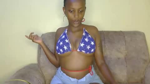 pink_cushy online show from February 23, 2026, 5:49 am