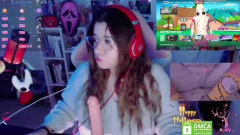 Kitty online show from November 4, 2025, 11:15 pm