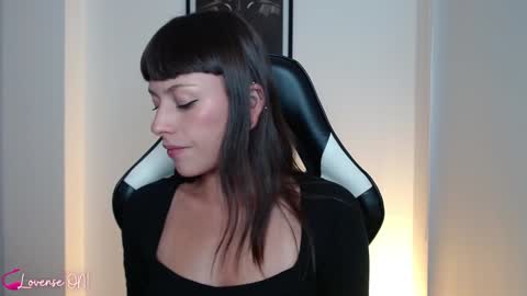 Emily online show from January 10, 2025, 2:14 am