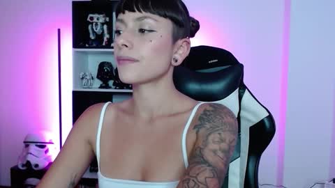 Emily online show from September 25, 2025, 2:59 am