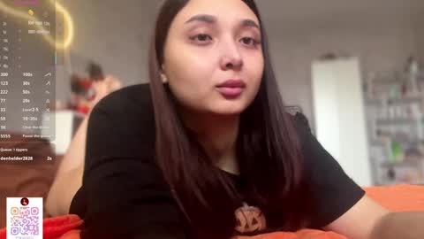 Snapshot of pinkncrazy chatting on October 25, 2025, 6:43 am  HERES ALICE  WELCOME EVERYONE LOVENSE DOMI REACT TO YOUR TIPS LETS MAKE A GREAT SHOW TOGETHER  online show from October 25, 2025, 6:43 am