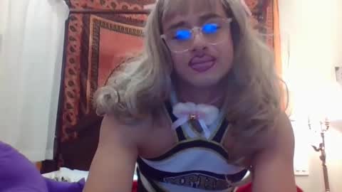 pinkpillbambi online show from December 12, 2024, 1:21 am