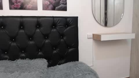 pinky_f00x online show from May 21, 2026, 7:32 pm