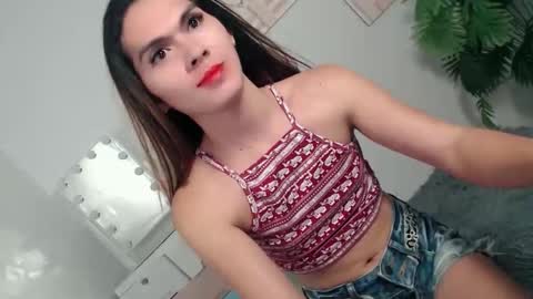 pinky_web03 online show from December 19, 2025, 12:39 am