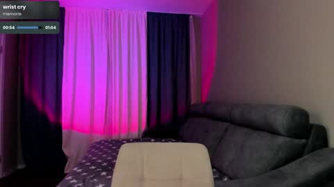 miko     online show from December 9, 2024, 8:23 pm