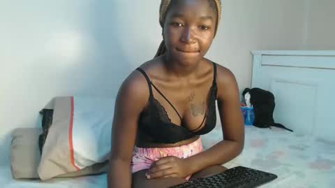 zenah online show from May 25, 2026, 10:21 am