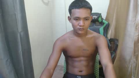 pinoy_fucker18 online show from April 11, 2026, 7:45 am