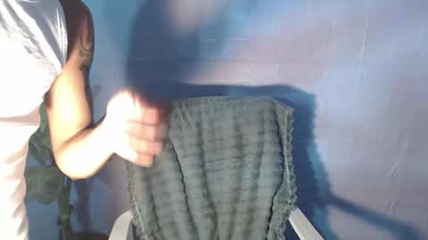 pinoy_palautogxxx online show from April 14, 2026, 3:18 pm