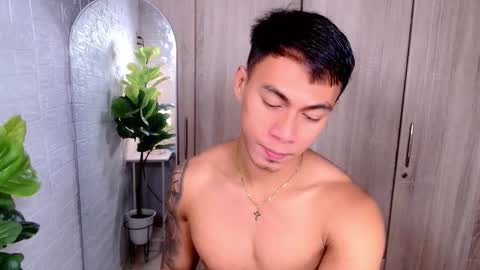 Snapshot of pinoymilker chatting on October 16, 2025, 3:40 am ethan online show from October 16, 2025, 3:40 am