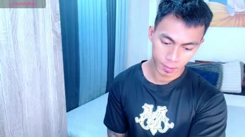Snapshot of pinoymilker chatting on May 2, 2026, 3:06 pm ethan online show from May 2, 2026, 3:06 pm