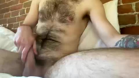 Snapshot of pintior chatting on October 13, 2025, 8:31 pm Pint online show from October 13, 2025, 8:31 pm