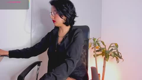 Snapshot of pinupspicy chatting on April 22, 2026, 11:39 pm Victoria byte online show from April 22, 2026, 11:39 pm