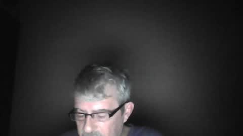 pipi2704 online show from February 1, 2025, 5:58 pm