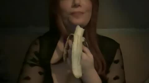 Snapshot of pirdybirdyxo chatting on September 26, 2025, 11:09 pm pirdybirdyxo online show from September 26, 2025, 11:09 pm