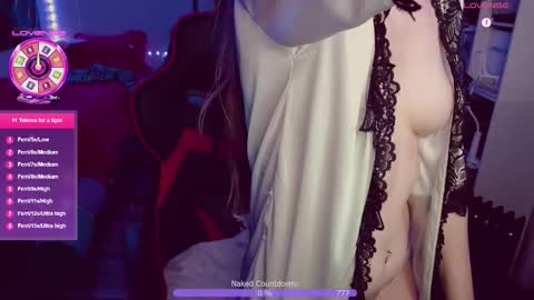 Snapshot of pirrate chatting on October 28, 2025, 12:41 pm Pirate Coco online show from October 28, 2025, 12:41 pm