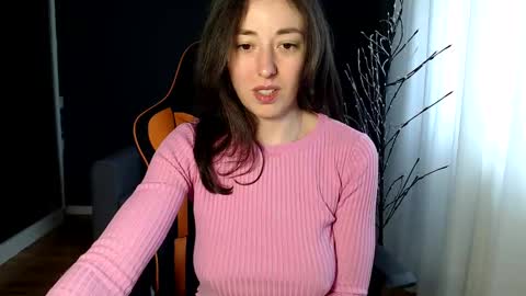 piscesgirl06 online show from February 18, 2025, 5:53 am
