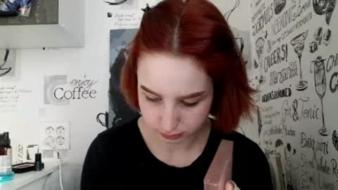 Caroline online show from May 8, 2026, 2:44 pm
