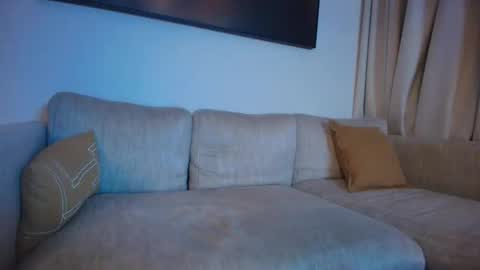 Kitty online show from April 23, 2026, 11:29 pm