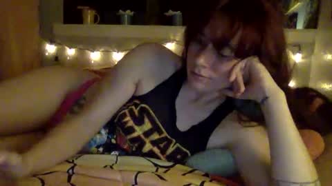 Snapshot of pixie_bella chatting on May 28, 2026, 3:37 am pixie_bella online show from May 28, 2026, 3:37 am