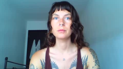 pixiecatfairy online show from September 20, 2025, 1:23 pm