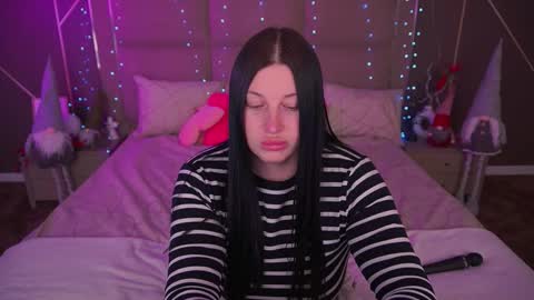 pixiehott online show from January 13, 2026, 9:09 pm