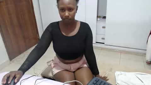 pixietease1 online show from November 10, 2025, 1:26 am