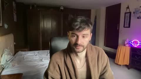 placebo14 online show from January 21, 2025, 1:43 pm