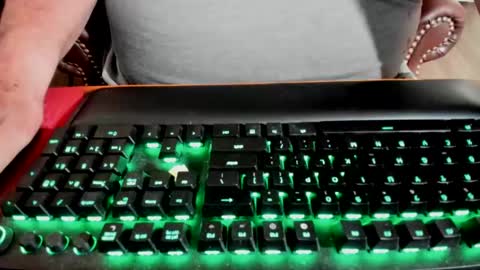 Snapshot of plainodude7 chatting on March 2, 2025, 8:29 pm Plain ODude online show from March 2, 2025, 8:29 pm