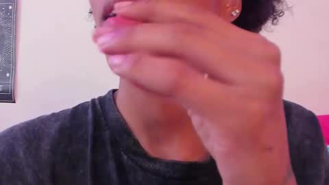 Venus  Vee  Cutie online show from October 20, 2025, 3:56 pm