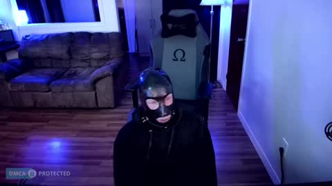 plasticme online show from October 8, 2025, 6:05 pm