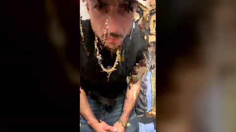 playa297720 online show from April 4, 2026, 10:40 pm