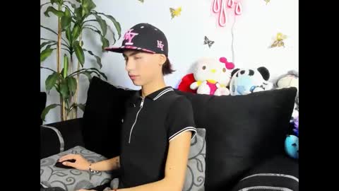 Snapshot of playboy_bunnyy chatting on June 6, 2026, 5:01 am playboy_bunnyy online show from June 6, 2026, 5:01 am