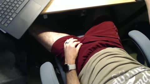 Snapshot of playful_hon chatting on November 18, 2025, 2:32 pm playful_hon online show from November 18, 2025, 2:32 pm