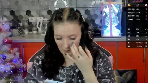 Snapshot of playful_mary chatting on December 21, 2024, 11:45 pm Masha online show from December 21, 2024, 11:45 pm