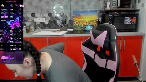 Snapshot of playful_mary chatting on January 9, 2025, 6:06 am Masha online show from January 9, 2025, 6:06 am