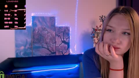 Sophie online show from January 24, 2025, 3:22 am