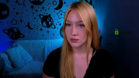 Sophie online show from June 2, 2026, 7:27 pm